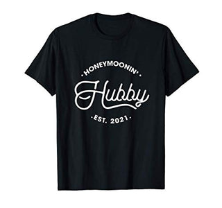 Mens Honeymoonin' Husband Est.2021 Just Married Matching Outfits T-Shirt